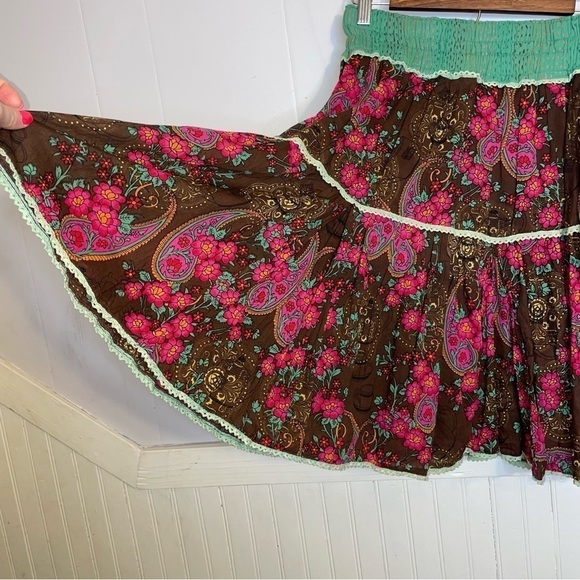 Vintage Karma Living pink, brown and green cotton skirt - Picture 4 of 11